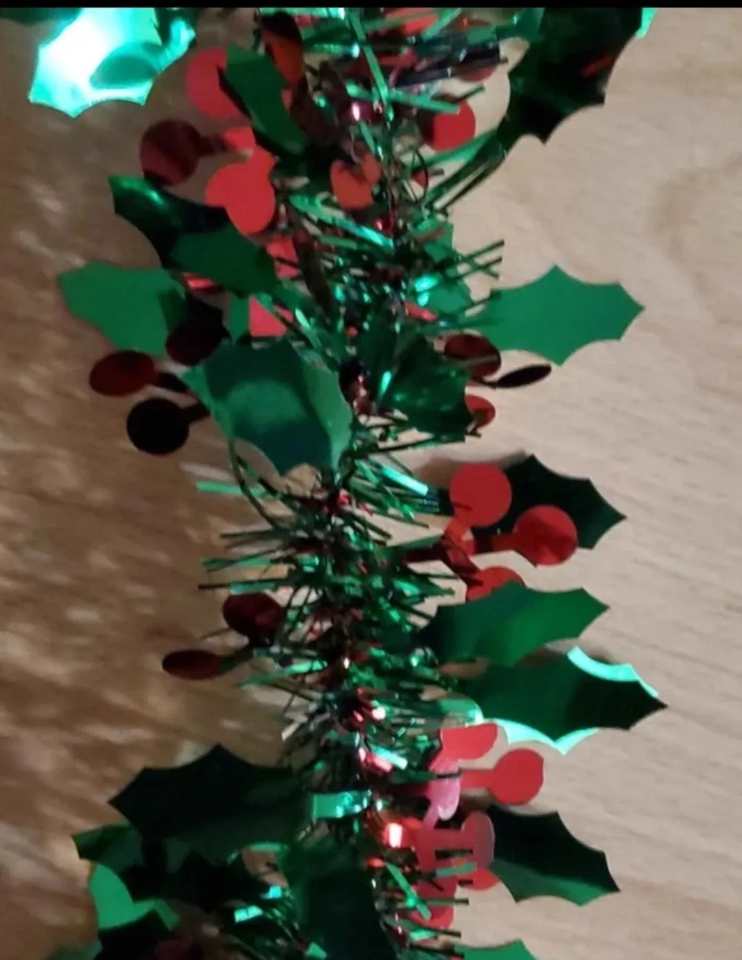 Christmas Holly Berry Garland 🥕 image indicator(2)