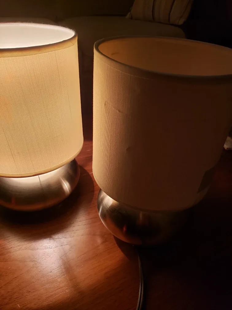 Pair of Small Light-up-touch Table Lamps image indicator(6)