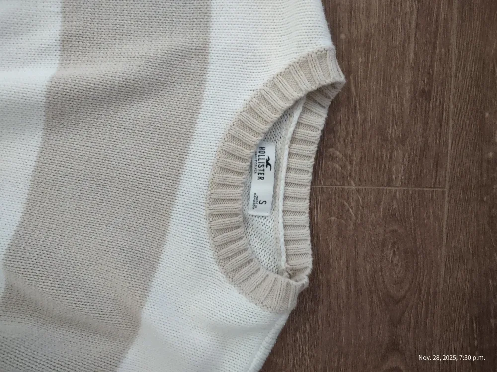 Hollister Striped Knit Sweater - Size Small image indicator(4)