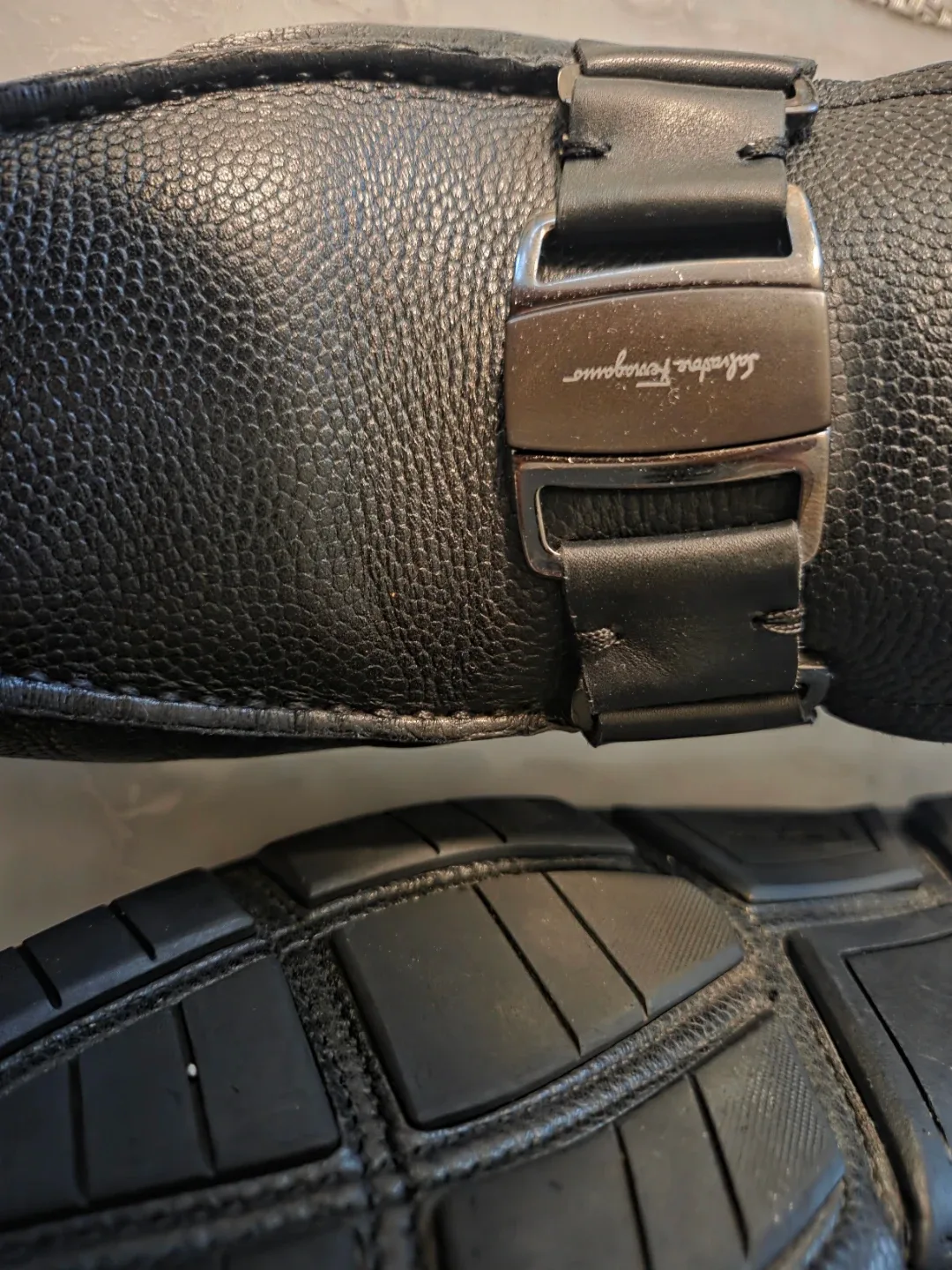 Salvatore Ferragamo Leather Loafers image indicator(2)
