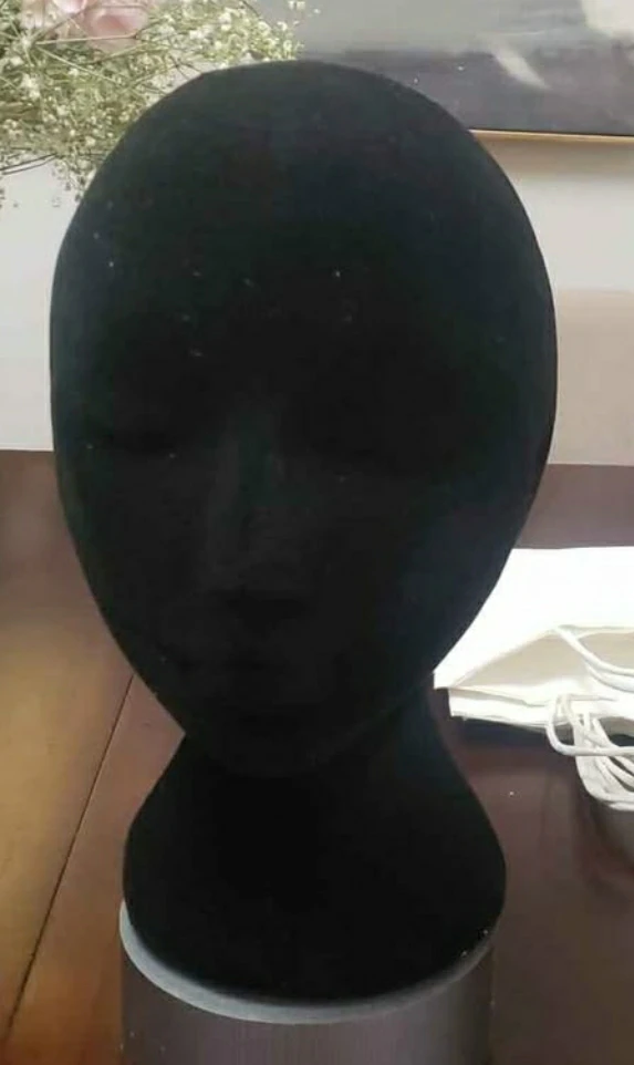 Black Head Mannequin