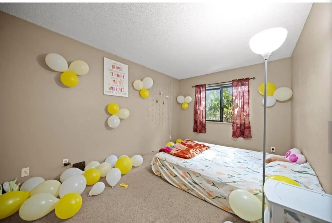 Ground-Floor Townhouse for Rent — Available December 1st image indicator(7)