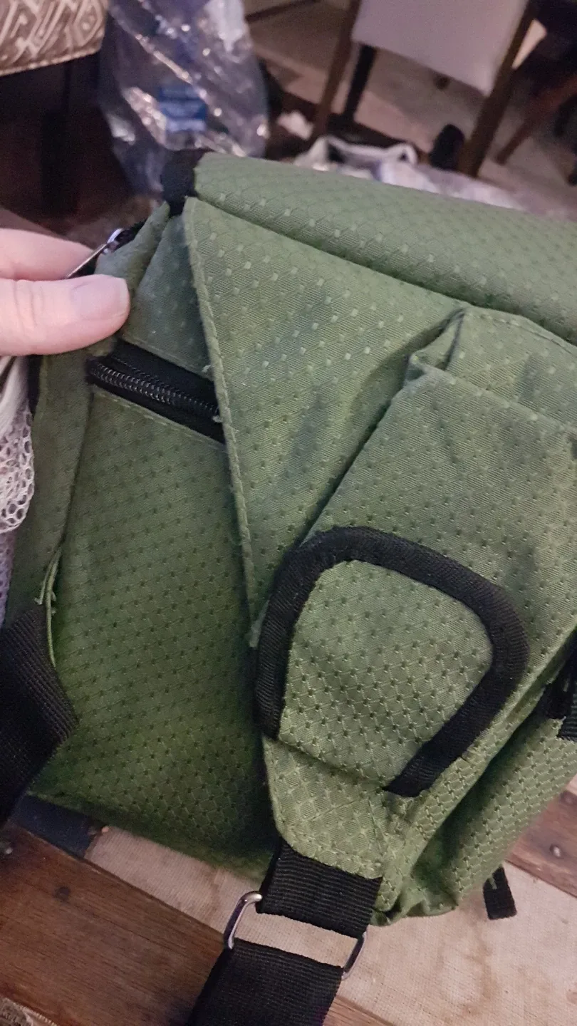 Heys Olive Green Crossbody Bag image indicator(6)