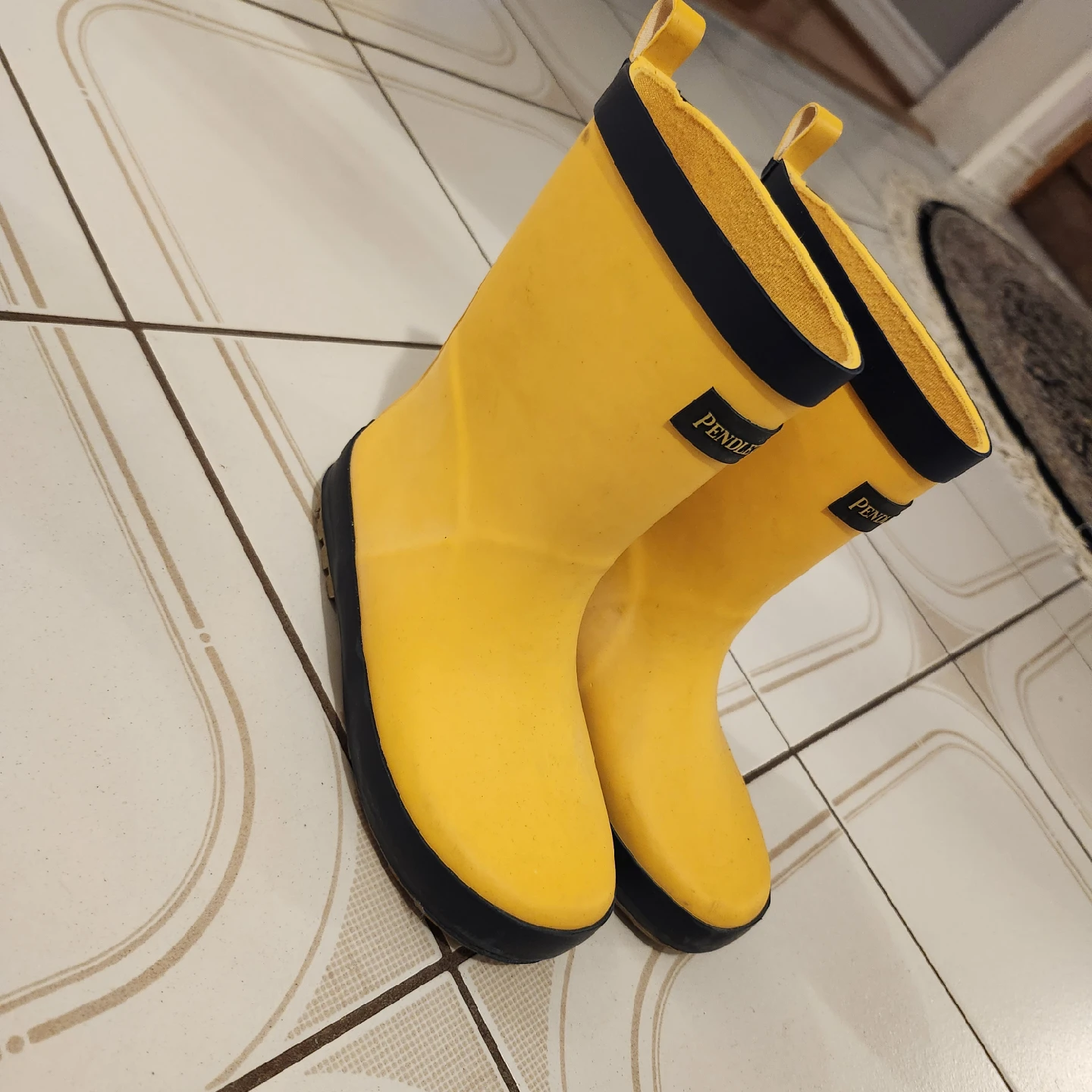 Pendleton Yellow Rain Boots - US Size 11 - photo 2