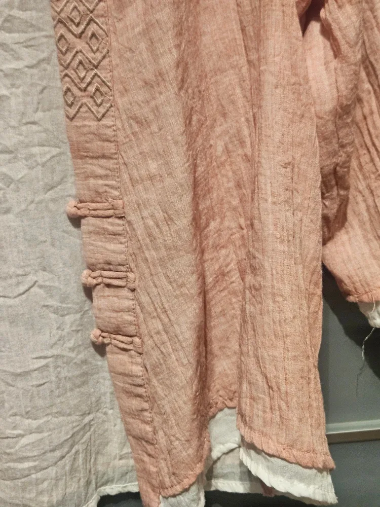 LINEN "MiaoMia"Women Japan Retro Vneck Blouse image indicator(2)