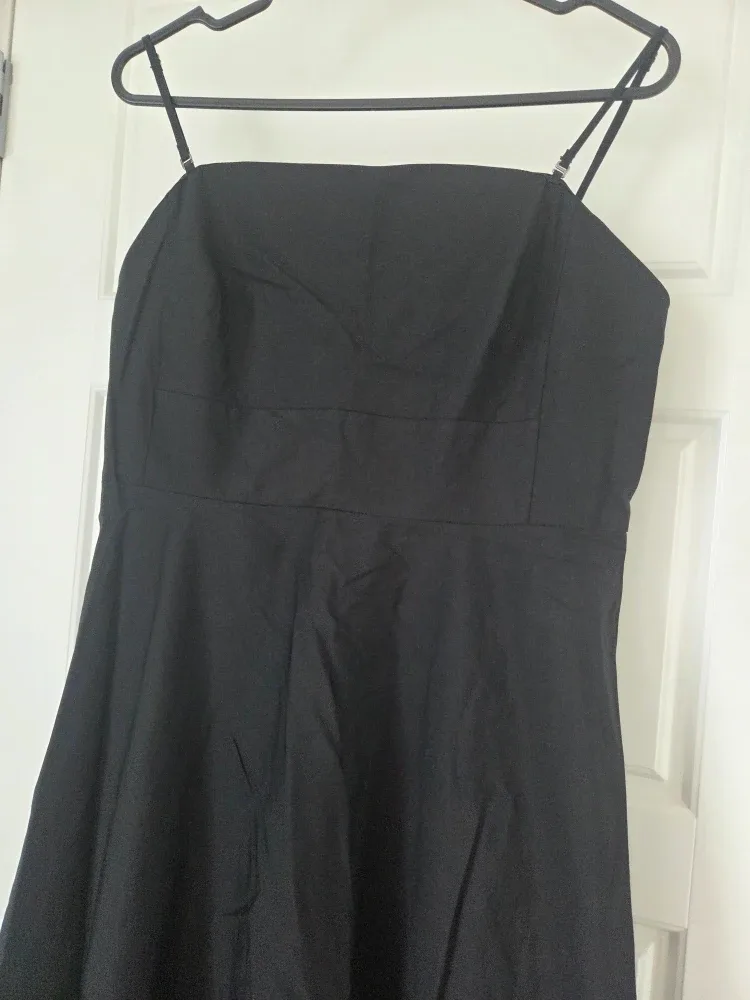 Brand New Banana Republic Black Dress - Size 10 image indicator(3)