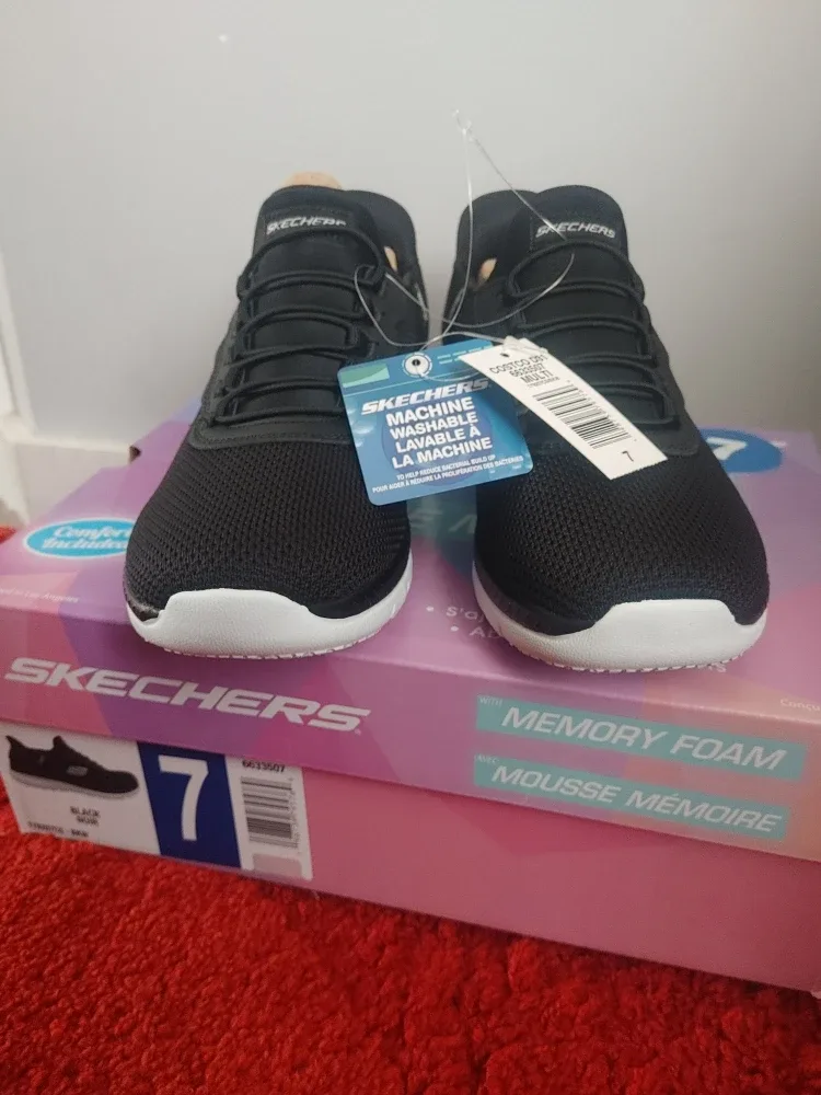 New Skechers D'Lites Sure Adventure Size 7 Grey image indicator(8)