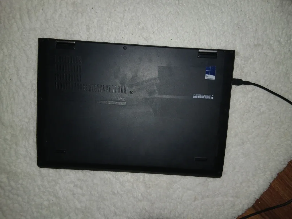 Lenovo 65W AC Adapter Charger + Lenovo Thinkpad  X1 Yoga Gen 7 image indicator(4)