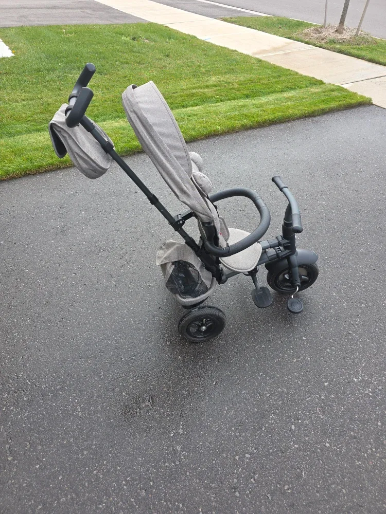 Little Tikes 5-in-1 Grey Trike image indicator(4)