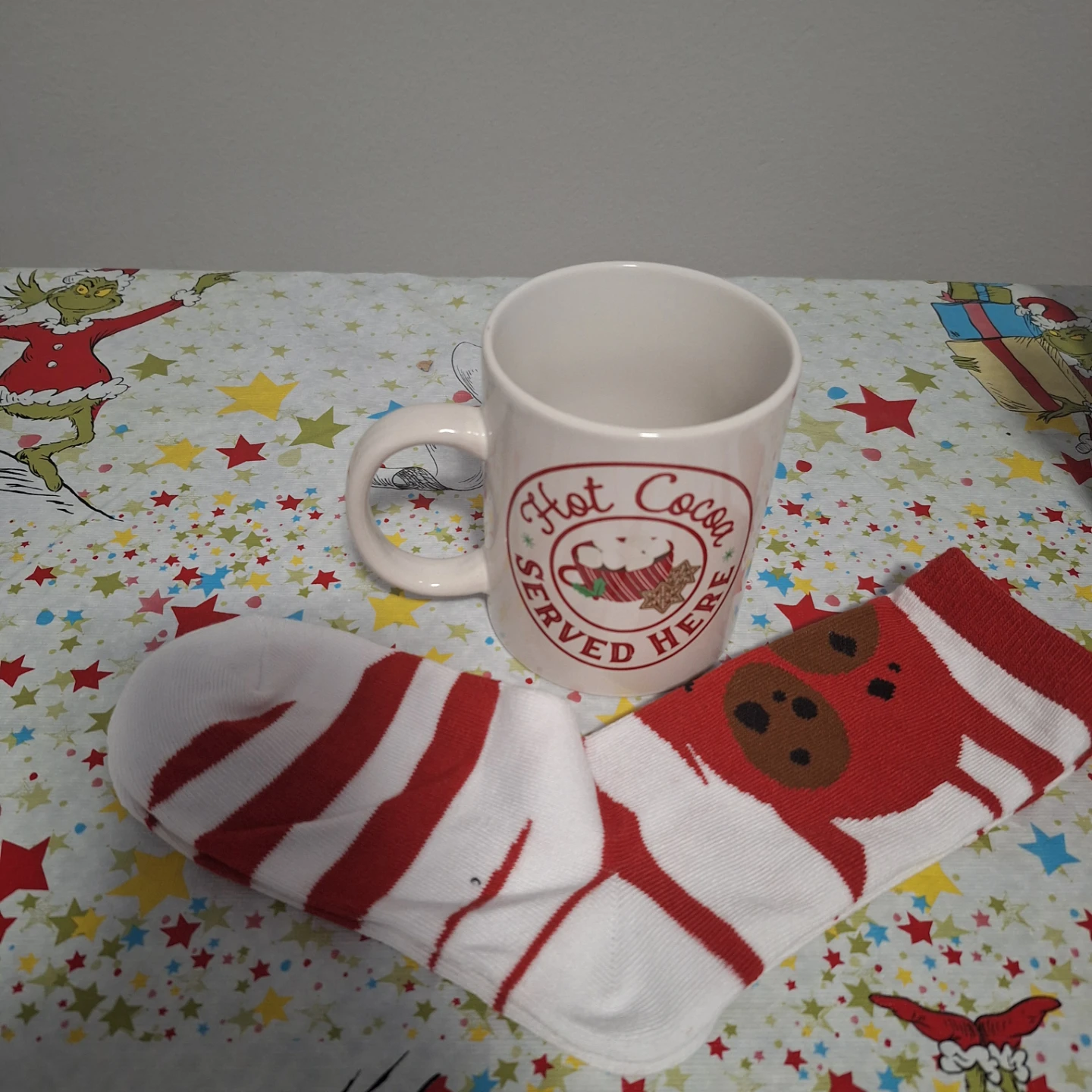 Christmas Mug & Socks Gift Set - photo 2