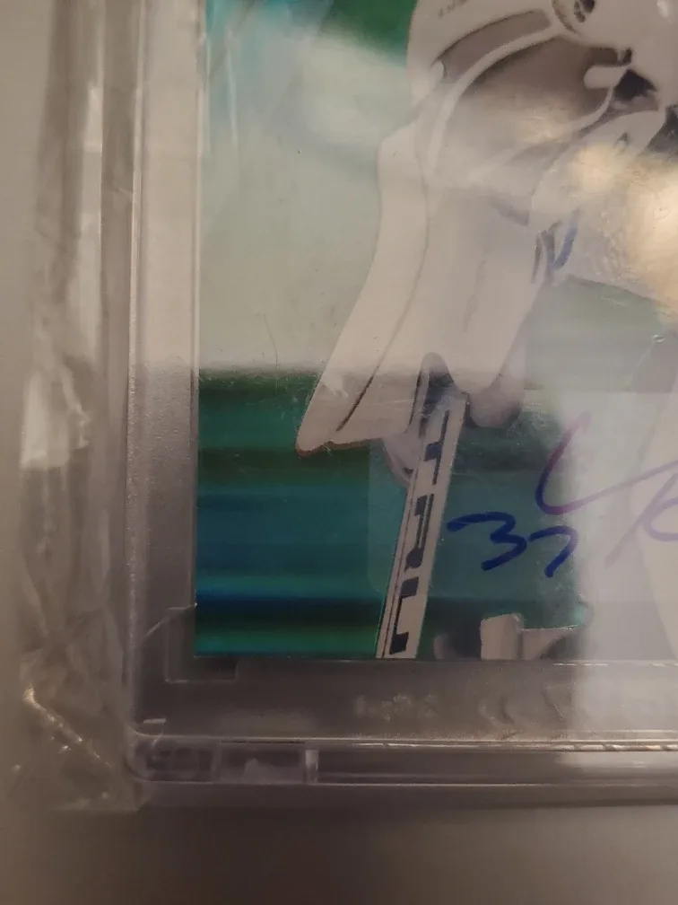 Connor Hellybuyck Autographed Card /99 image indicator(6)