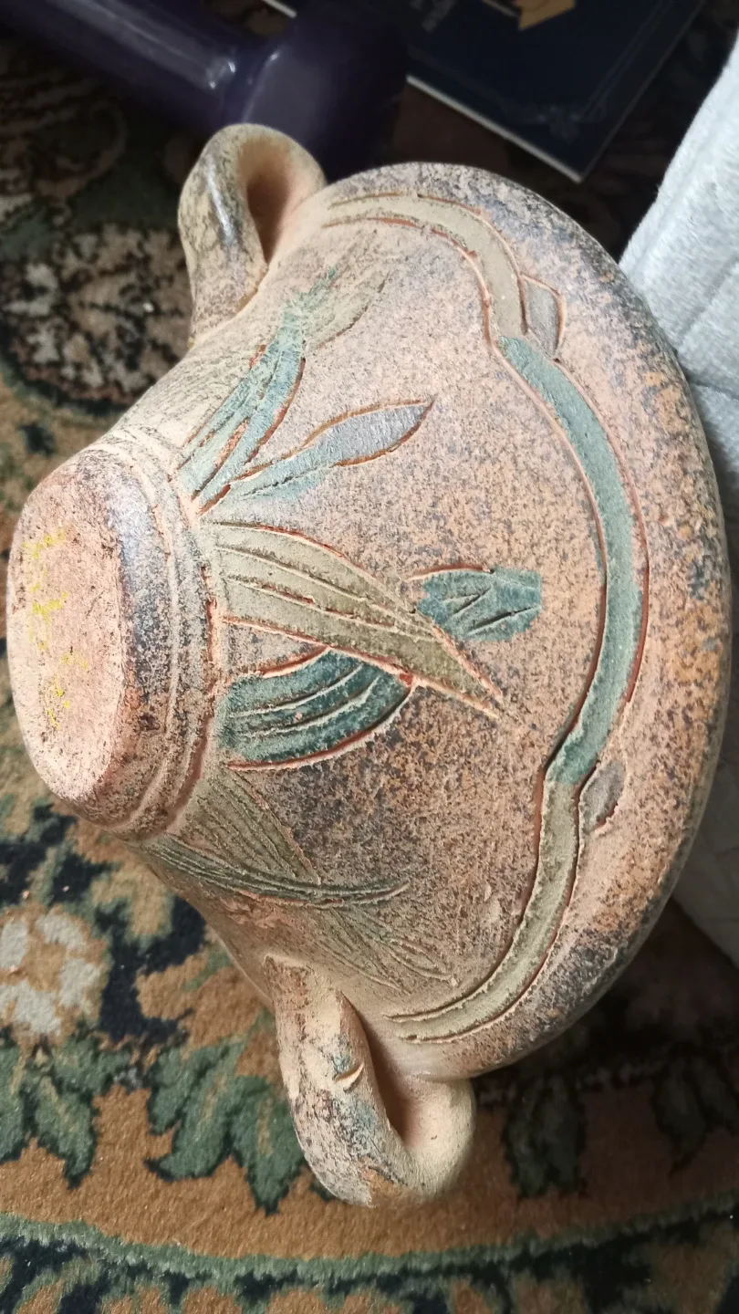 Vintage Handled Clay Bowl image indicator(3)