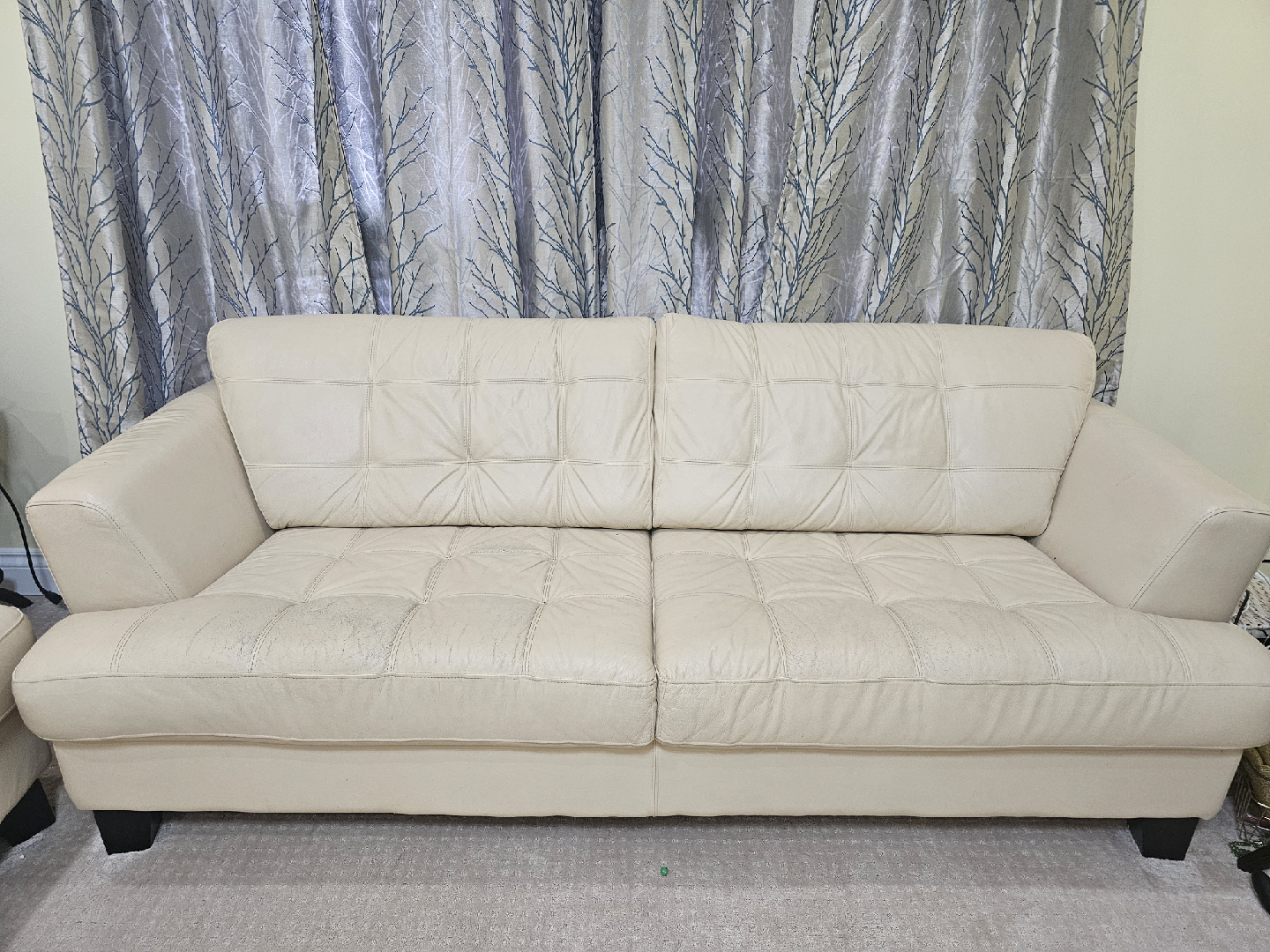 🛋️ Genuine Leather Sofa – free (Originally $3000 from Leon’s)