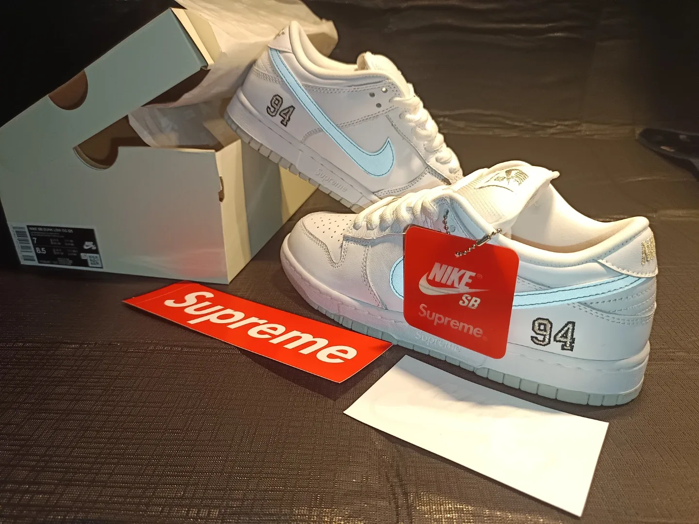 Christmas is coming! BRAND NEW Supreme Nike SB Dunk Low. image indicator(2)