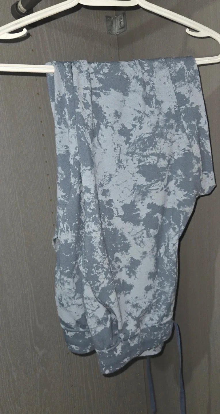 Lululemon Purple Matching Set image indicator(10)