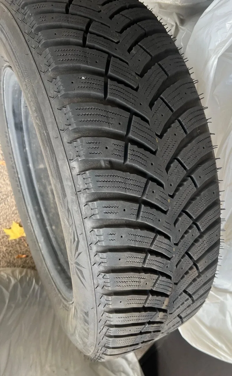 Nexen 225/65R17 102T Winter Tire image indicator(2)