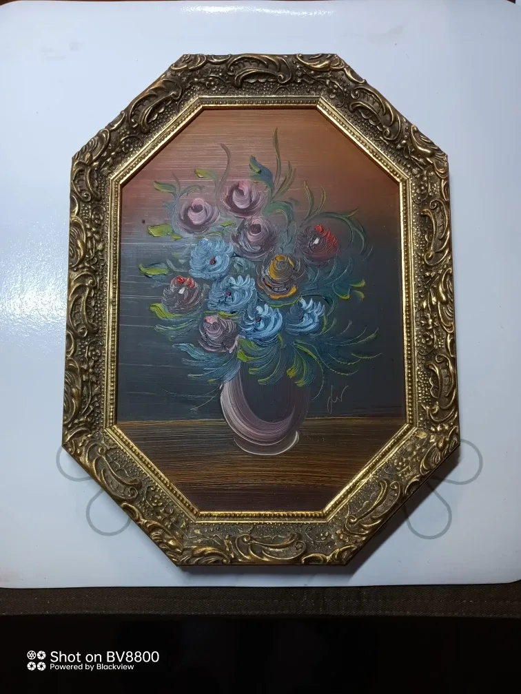 Vintage Floral Oil Painting with Ornate Frame