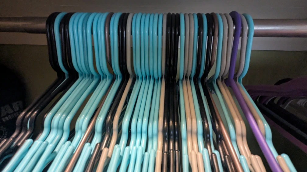 Clothes Hangers ~ 45 count - photo 2