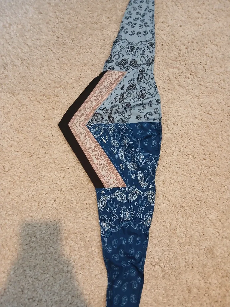 Womens top Patchwork Bandana - Blue Tones image indicator(2)