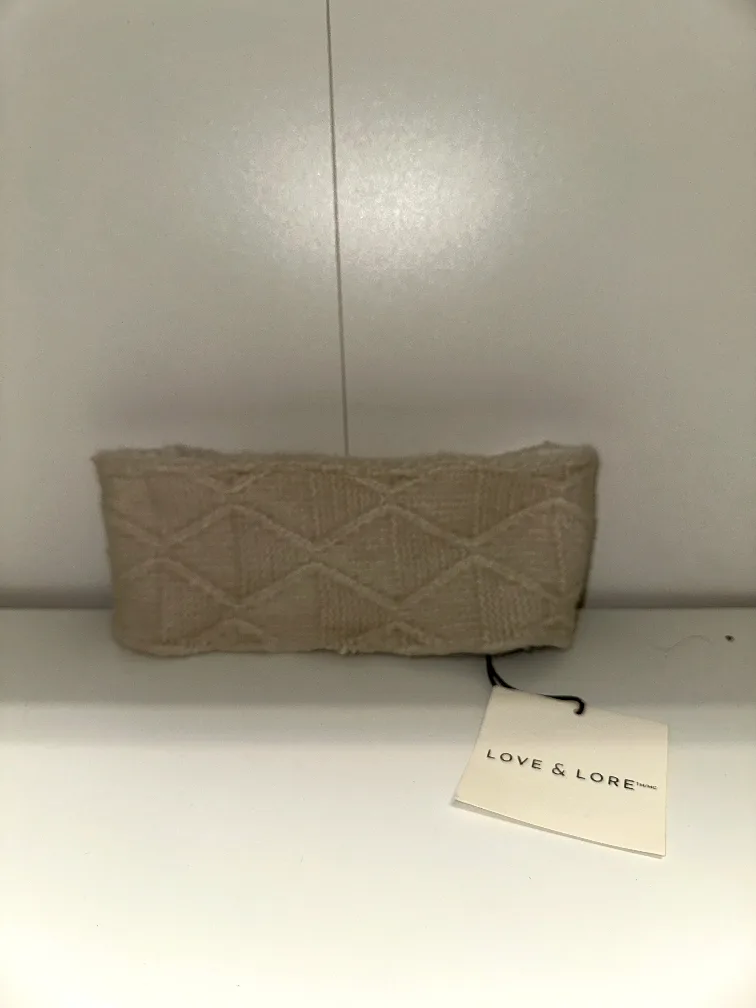 Love & Lore Chalet Headband - New with Tags! image indicator(2)