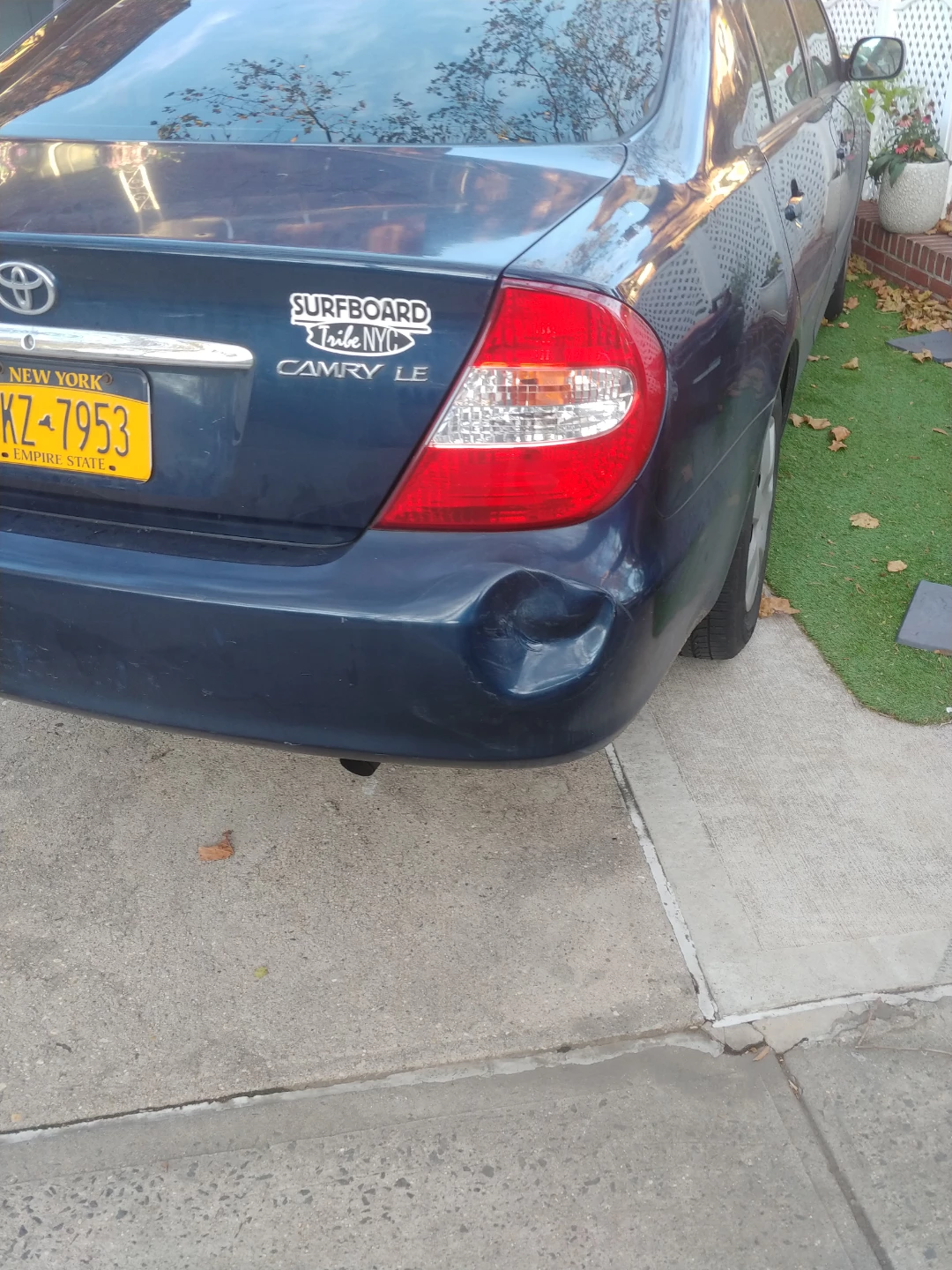 2004 Toyota Camry LE - Blue - photo 2