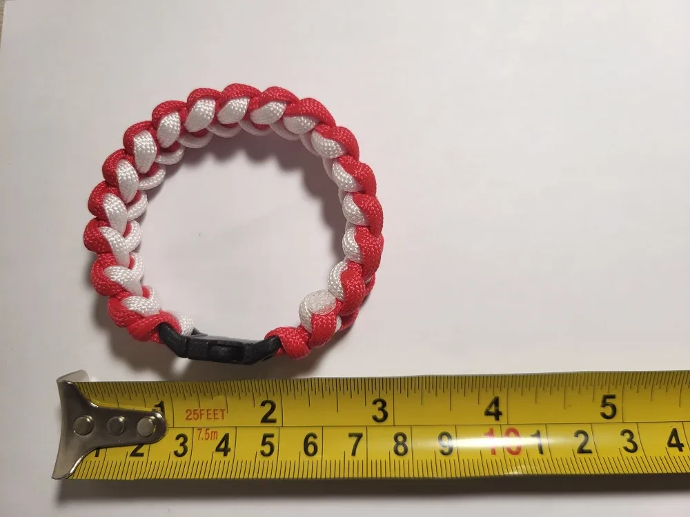 Handmade Red & White Paracord Bracelet image indicator(4)