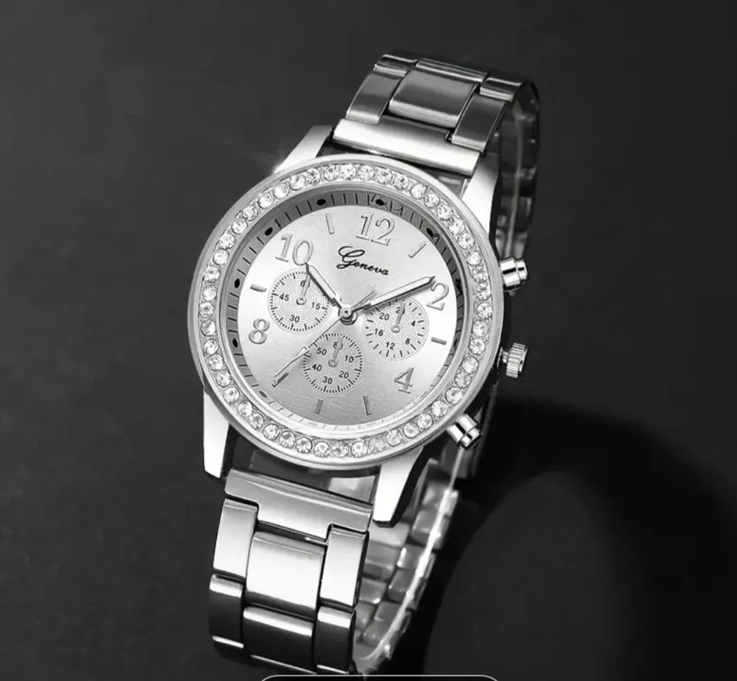 Geneva Silver Watch & Bracelet Set image indicator(4)