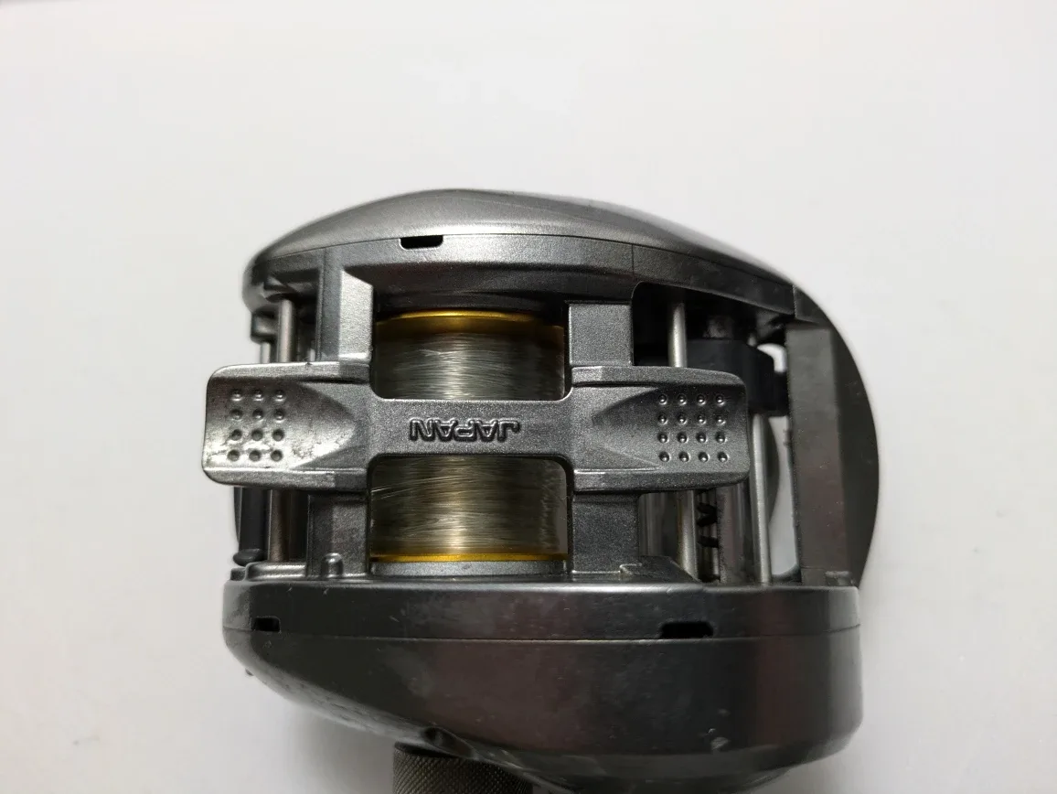 Shimano Curado 301DSV Baitcasting Reel image indicator(2)