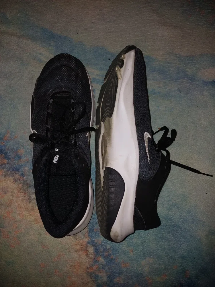 Nike Running Shoes - Black image indicator(4)