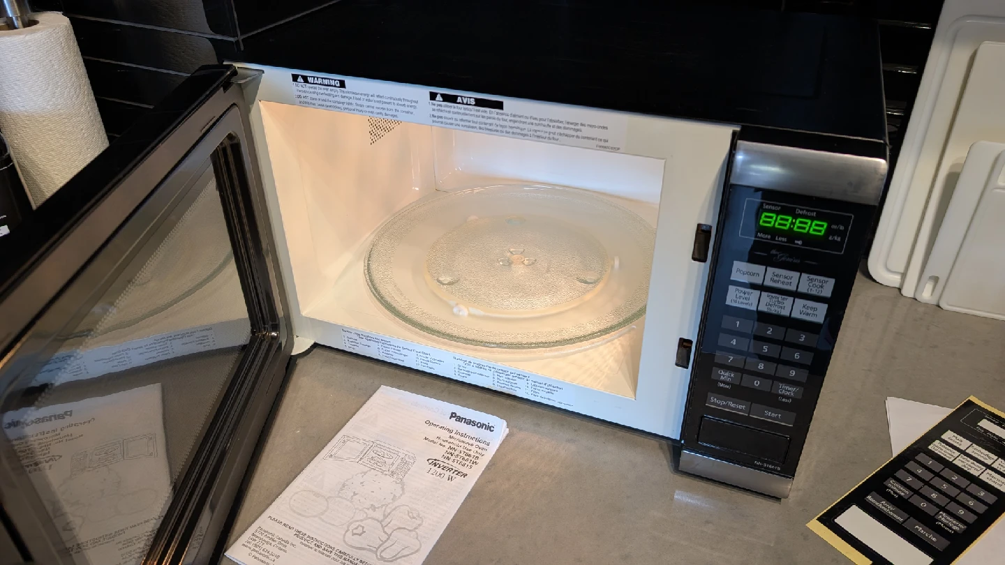 Panasonic Inverter Microwave Oven - 1200 W - photo 2