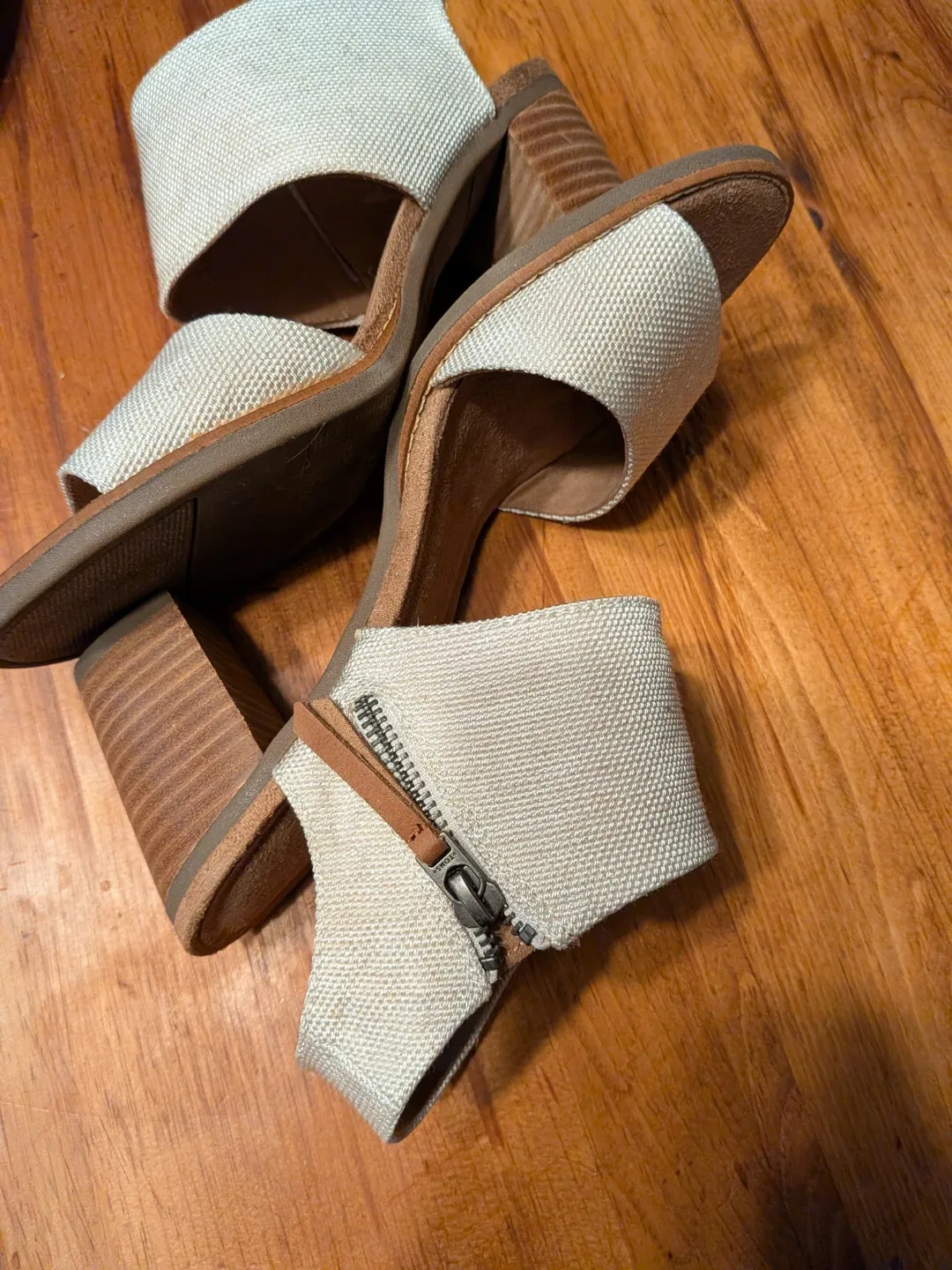 TOMS Women's Beige Heeled Sandals, Size 8 worn once image indicator(2)