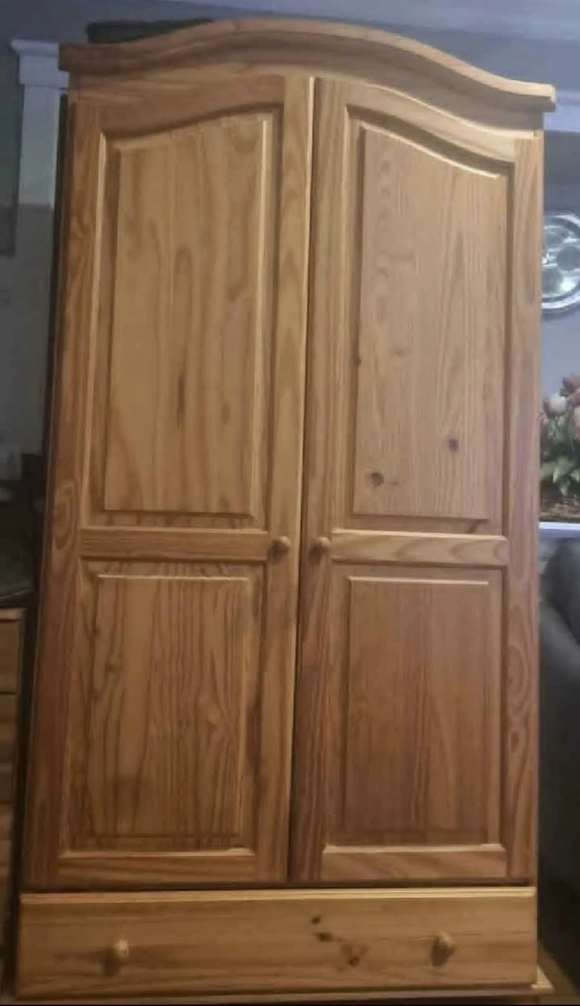 Wooden Wardrobe - photo 2