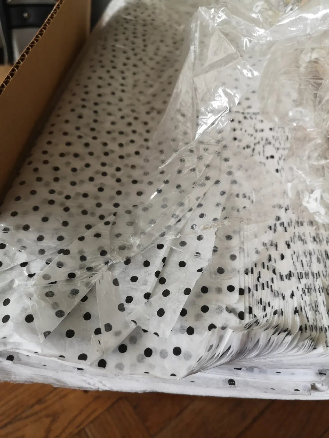 Uline Gift Boxes - Black Gloss 5x5x3.5" image indicator(5)