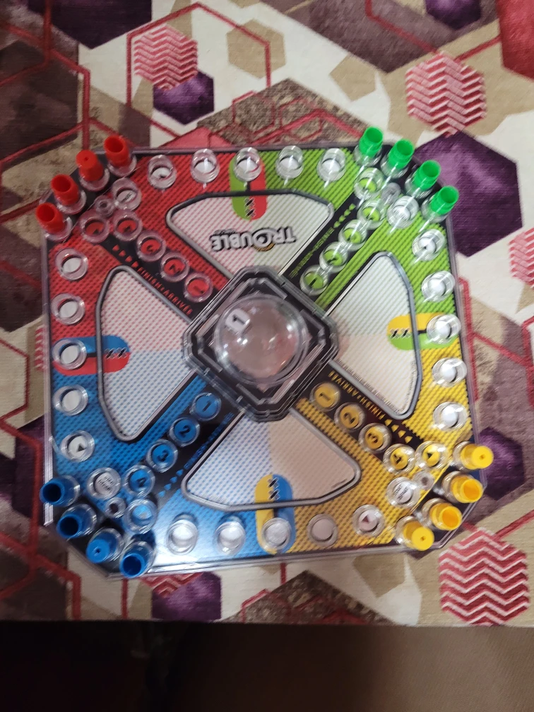 Trouble Pop-O-Matic Board Game - photo 3