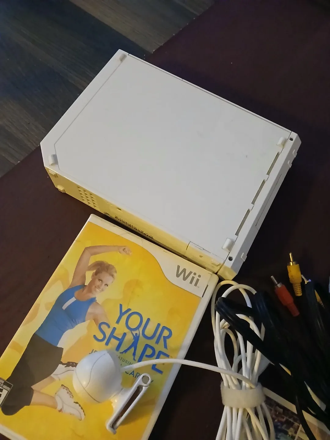 Nintendo Wii Bundle: Console, Games, Accessories image indicator(4)