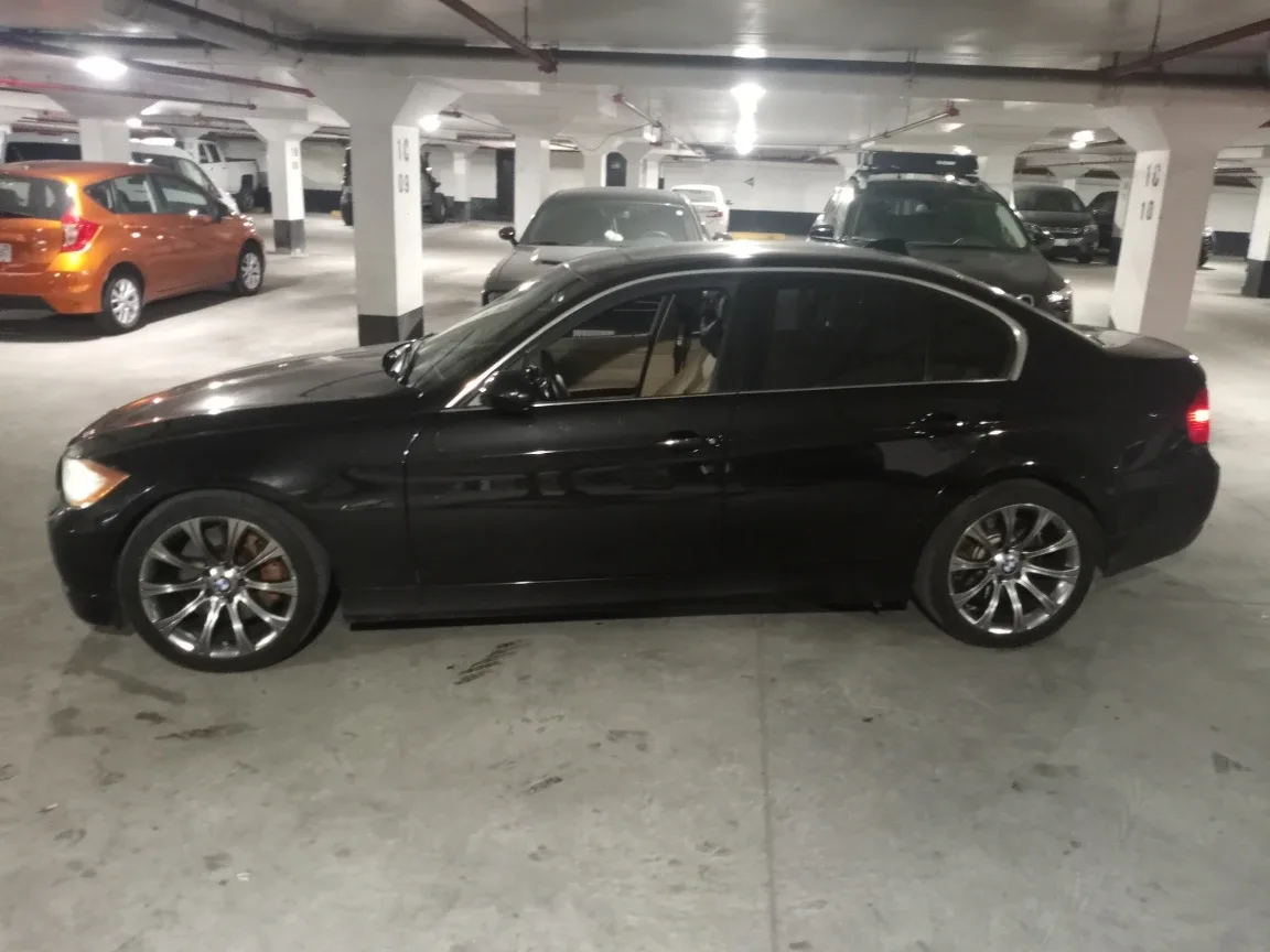 BMW Sedan 335 xdrive 240.000 + KM image indicator(4)