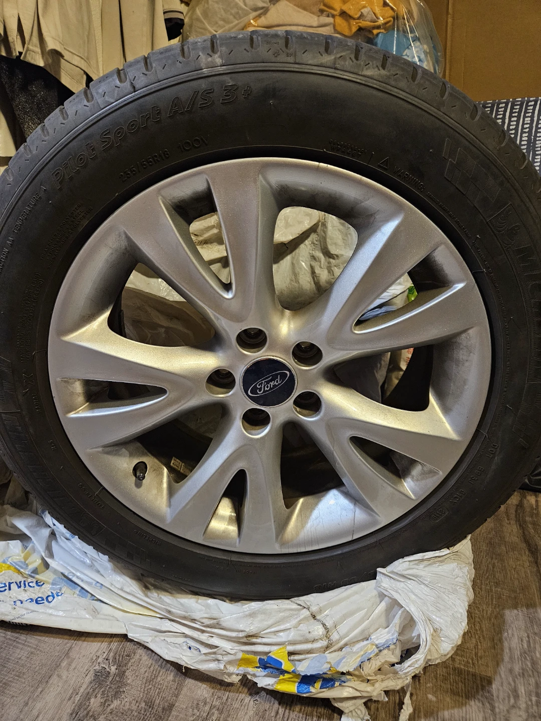 4x 18-inch Ford Rims & Michelin Pilot Sport A/S 3+ (5x108) - photo 3