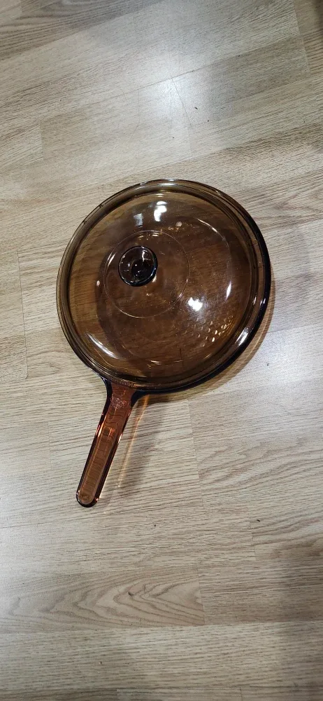 Vintage Visions Corning France Amber Glass Pan with Lid. image indicator(2)
