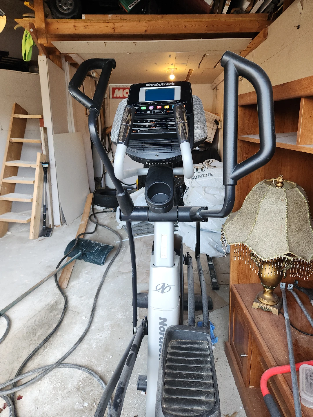 NordicTrack Elite 10.7 Elliptical - photo 3