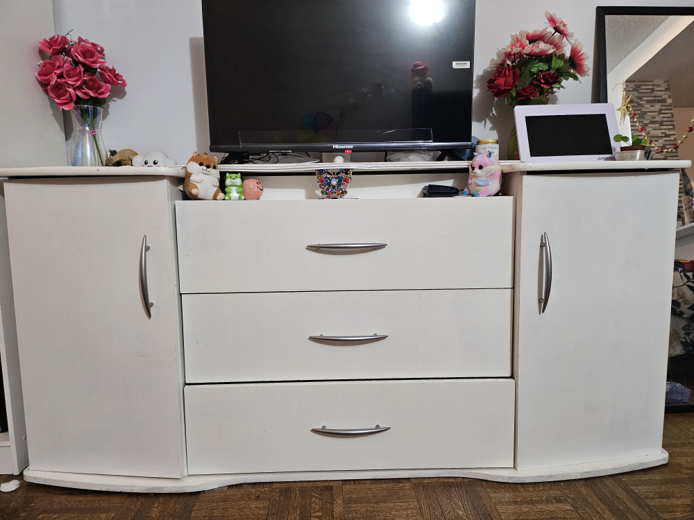 White Wooden Cabinet with Drawers - photo 3