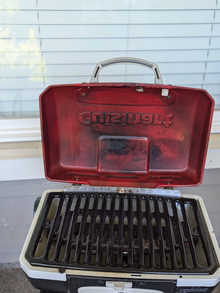 Cuisinart Portable Gas Grill - photo 2
