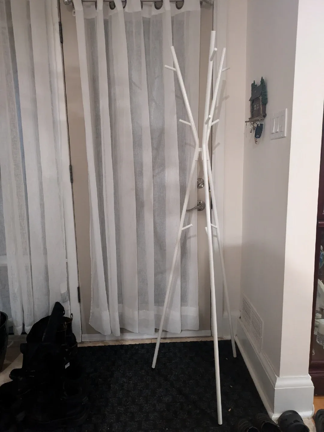 IKEA white coat rack (EKRAR) image indicator(2)
