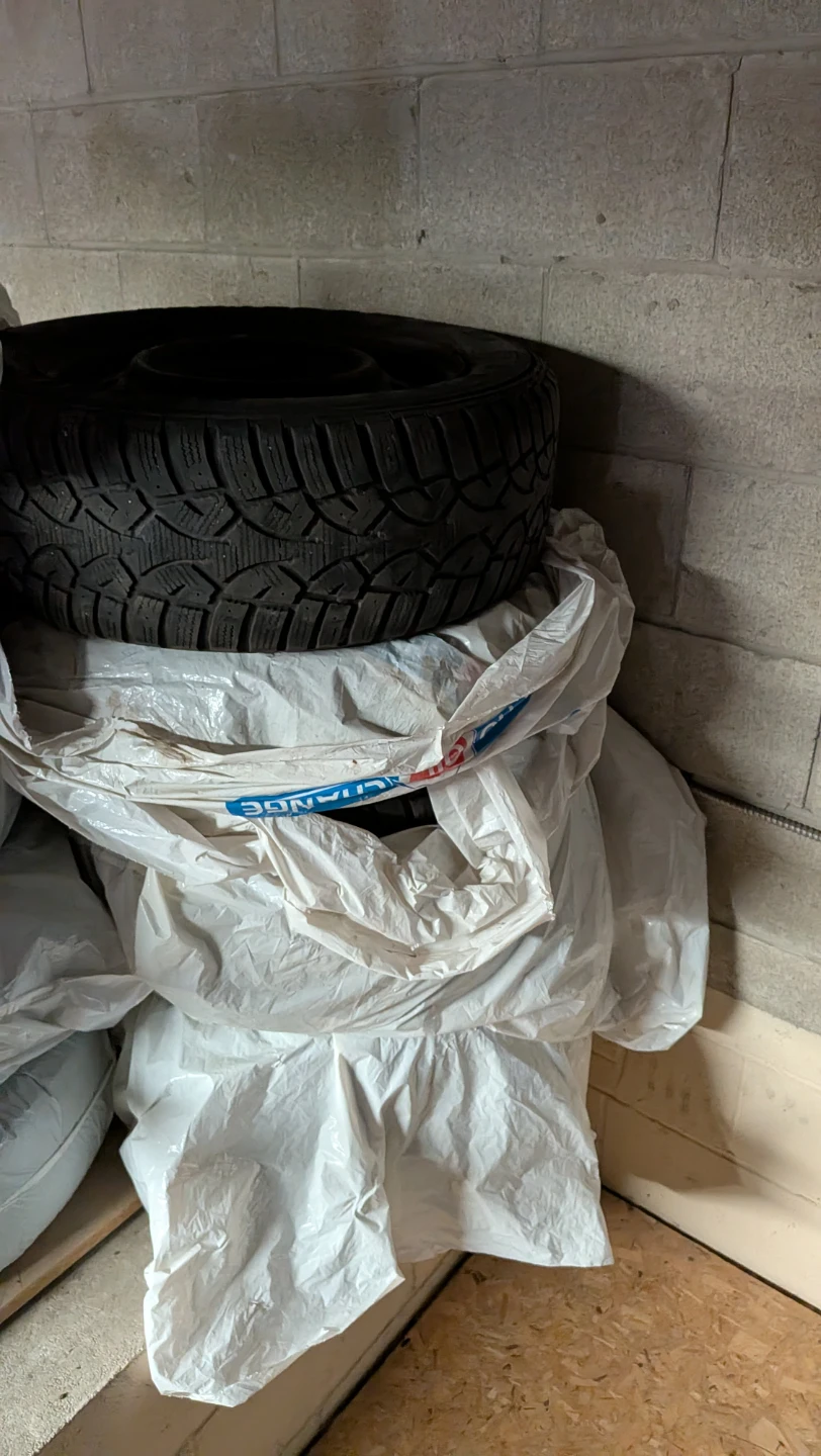 Nord Frost 205/60R16 Winter Tire - photo 3