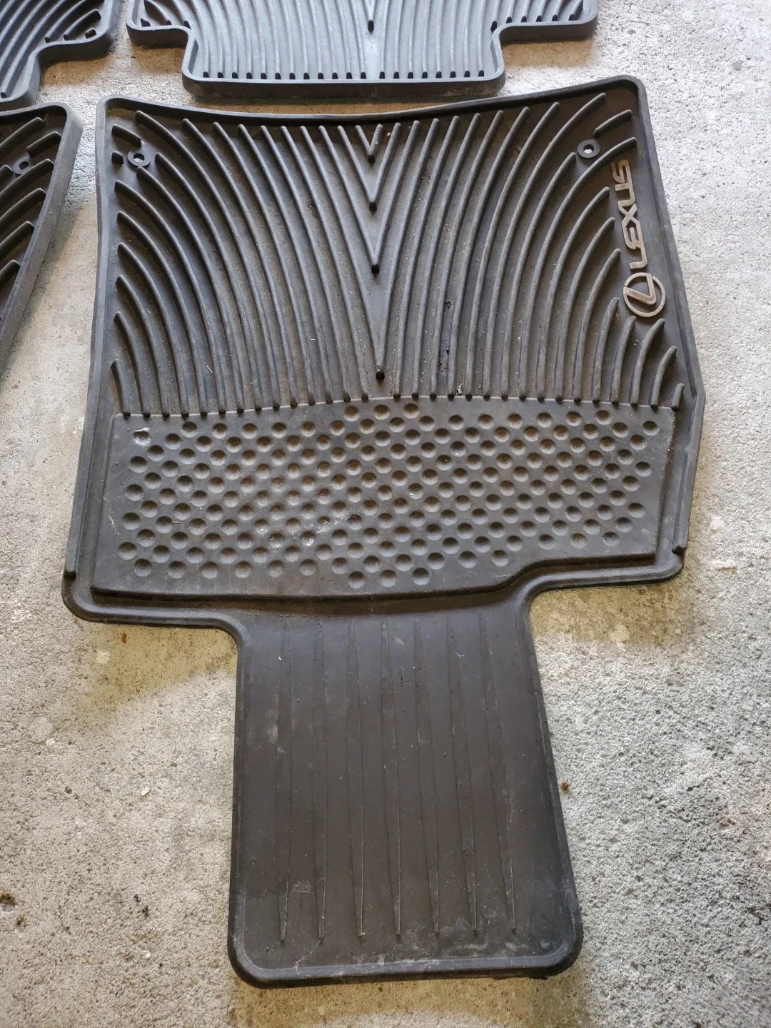 Lexus vehicle Floor Mats - Set of 4 image indicator(3)