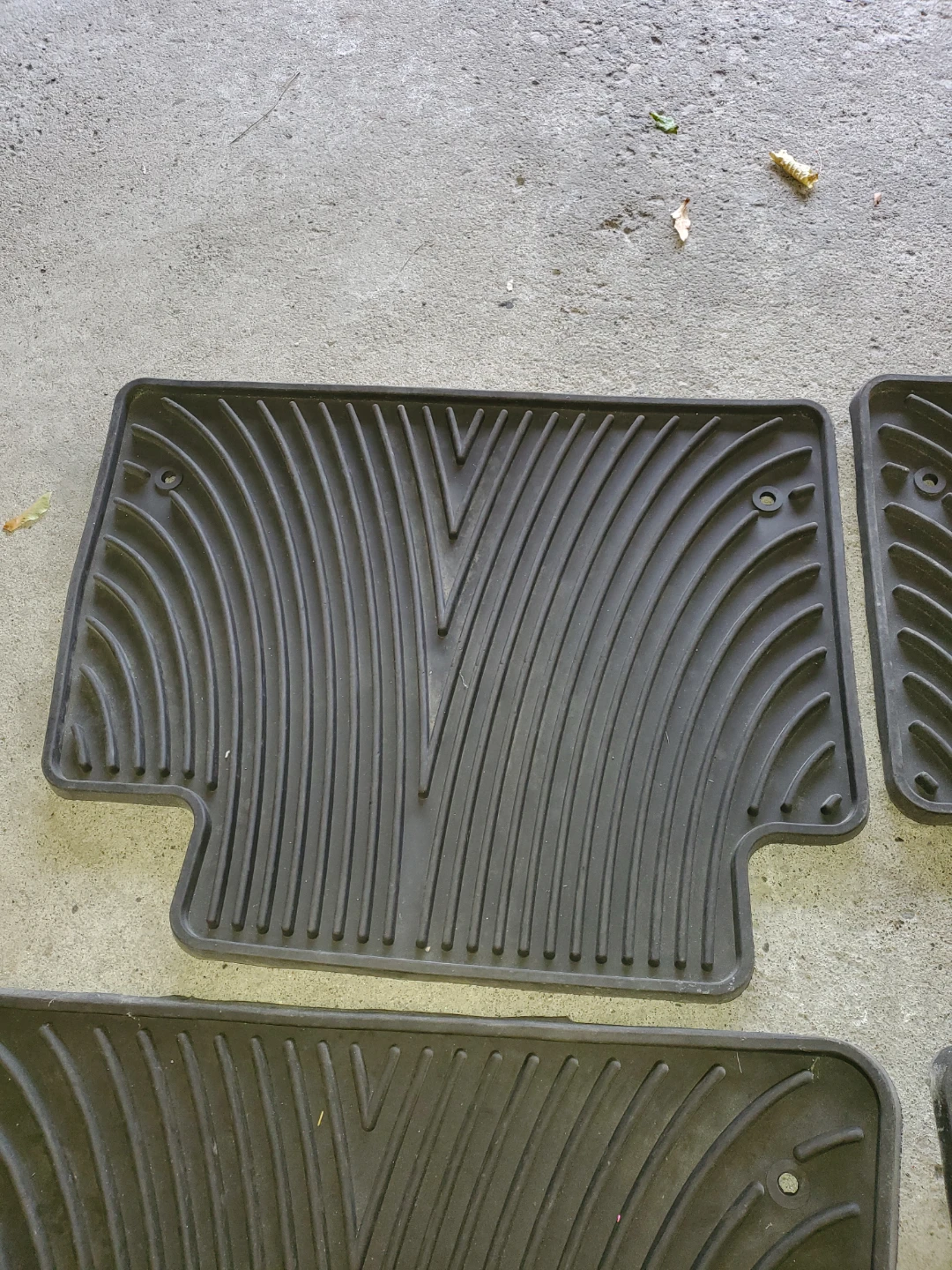 Lexus vehicle Floor Mats - Set of 4 - photo 5