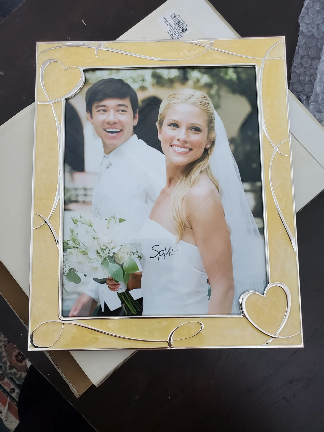Picture Frame with Heart Details