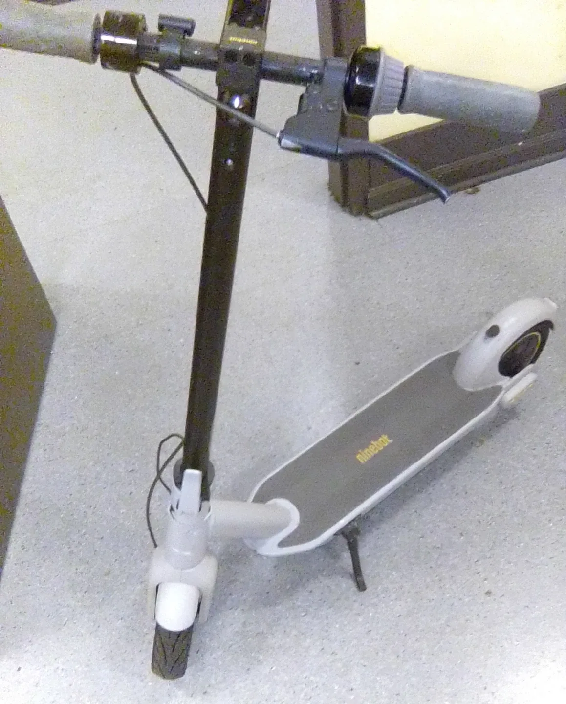 Ninebot Electric Scooter image indicator(3)