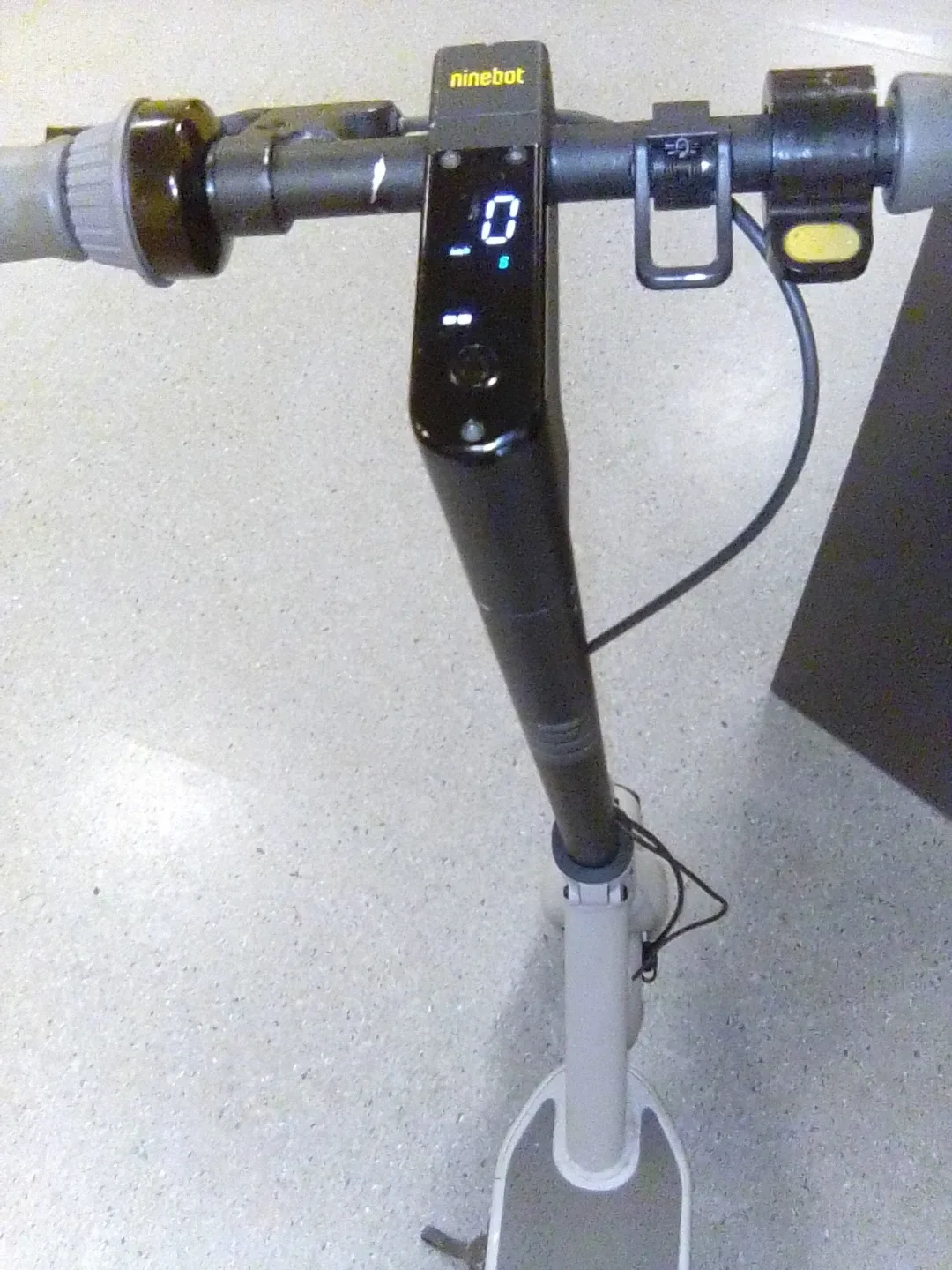 Ninebot Electric Scooter image indicator(2)