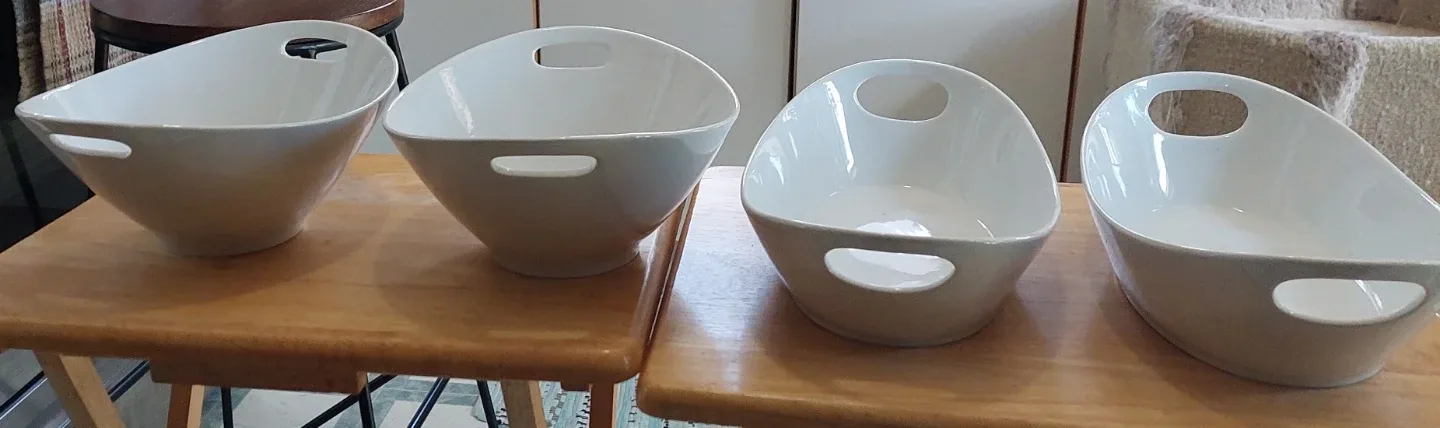 9 piece White Serving Dishes Set image indicator(6)