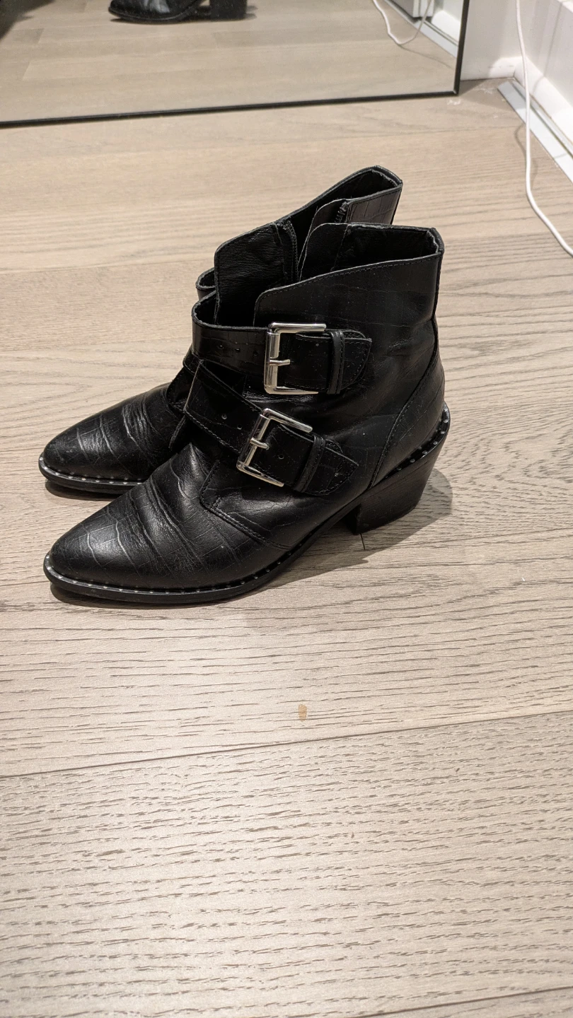 Kurt Geiger Black Leather Ankle Boots size UK 5 - photo 3
